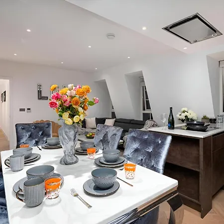 Apartment Marble Arch Penthouses With Skyline Views *