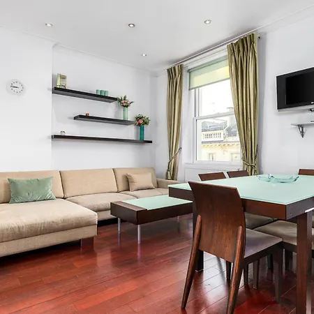 Bright & Spacious 2-bedroom In Paddington Hydepark Apartment London