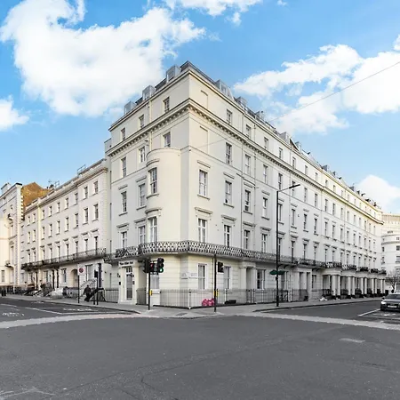 Bright & Spacious 2-bedroom In Paddington Hydepark Apartment *