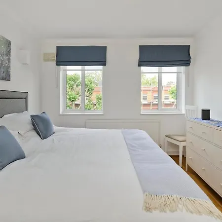 Apartment Elegant 3 Bed Flat Earls Court