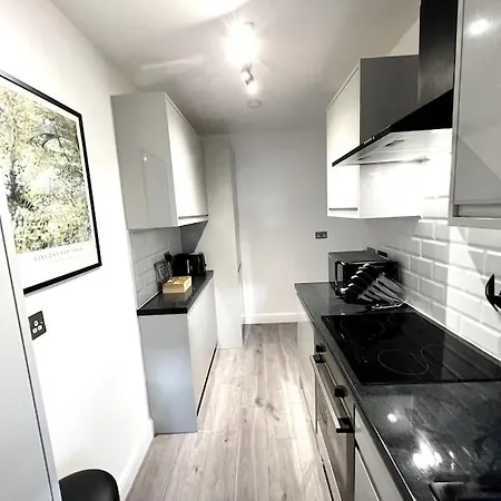Artlounge-2 Bed Garden Free Parking Enfield