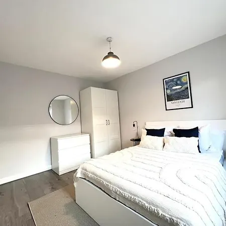 Apartment Artlounge-2 Bed Garden Free Parking *