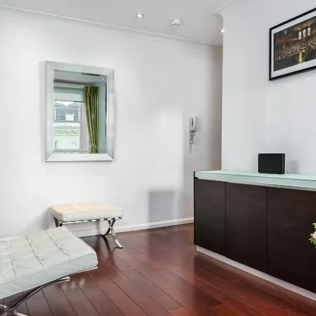 Bright & Spacious 2-bedroom In Paddington Hydepark Apartment London
