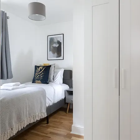The Aldgate Flat London