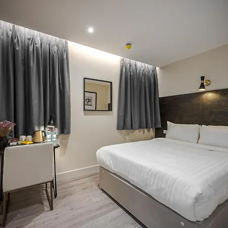 Hotel King's Cross Express 4*