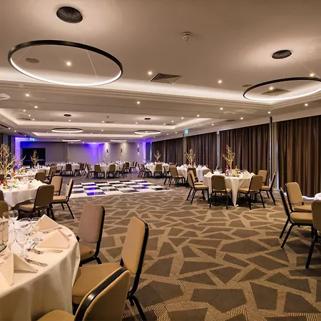 Hotel Doubletree By Hilton Ealing