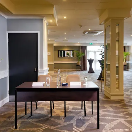 Doubletree By Hilton Ealing Hotel Londres