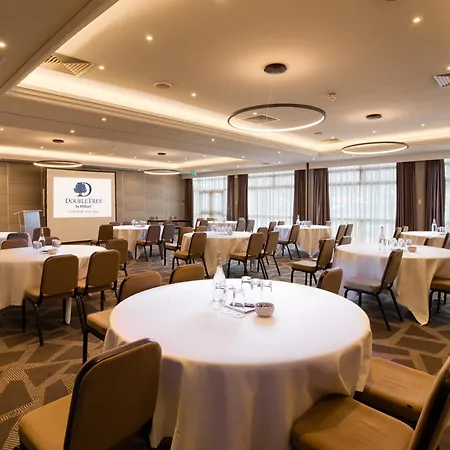 Doubletree By Hilton Ealing Hotel