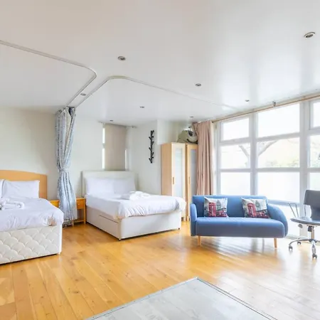 Apartment Spacious Studio In Kennington *