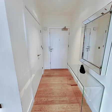 3 Bedroom Penthouse With Private Terrace, Battersea, Nine Elms