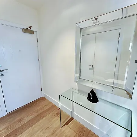 3 Bedroom Penthouse With Private Terrace, Battersea, Nine Elms