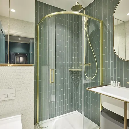 Fabulous 3 Bed Marylebone Apartment London