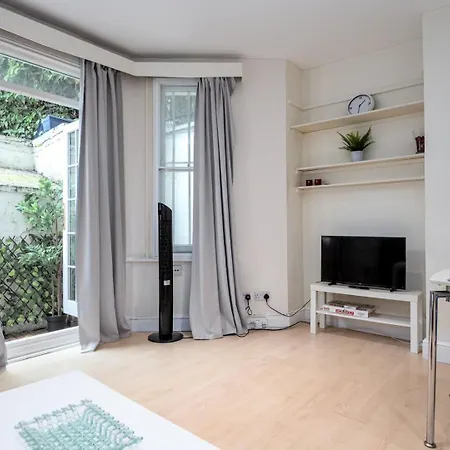 Guestready - One Modern In Kensington Apartment London