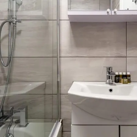 3 Bedroom Old Street - Amazing Views