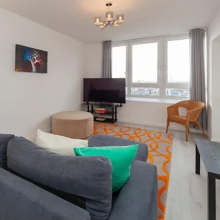 3 Bedroom Old Street - Amazing Views Apartment *