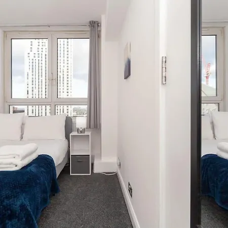 3 Bedroom Old Street - Amazing Views *