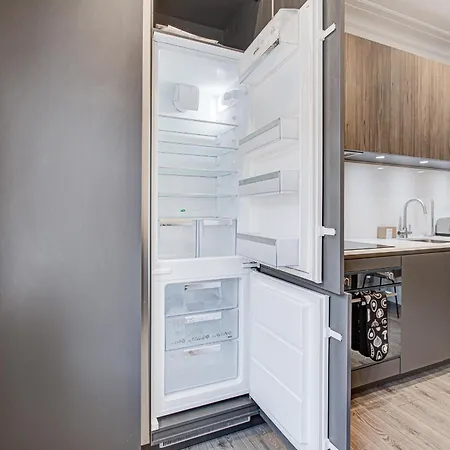 Apartment Hybrid Resi - Fulham Near Chelsea And Putney *