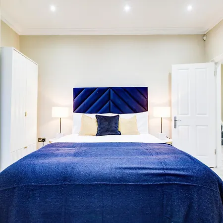 Hybrid Resi - Fulham Near Chelsea And Putney