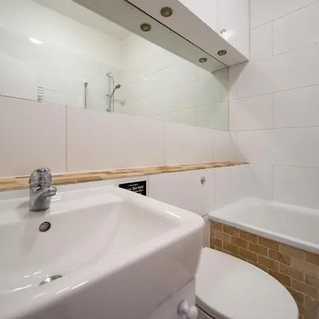 Lovely 2 Bedroom In Tooting *