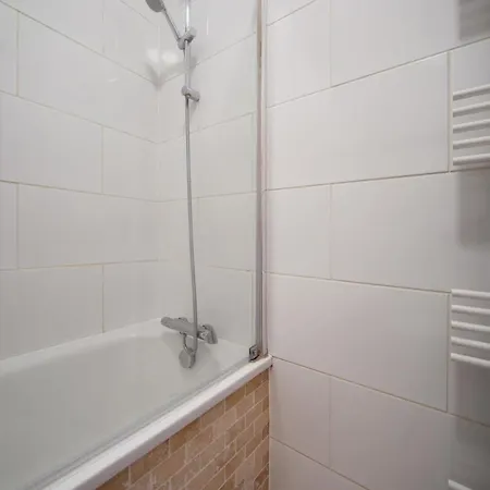 Lovely 2 Bedroom In Tooting London