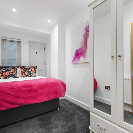 Holiday home Little Venice Maisonette *