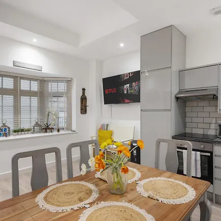 Little Venice Maisonette Holiday home *