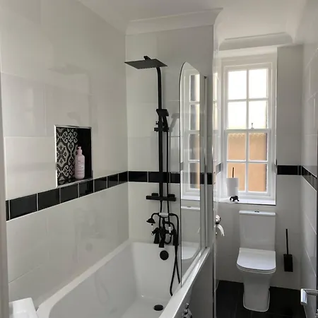 Two Bedroom Two Bathrooms Superior *