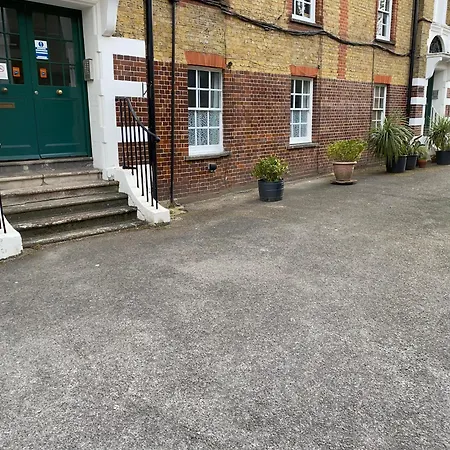 Two Bedroom Two Bathrooms Superior Apartment London