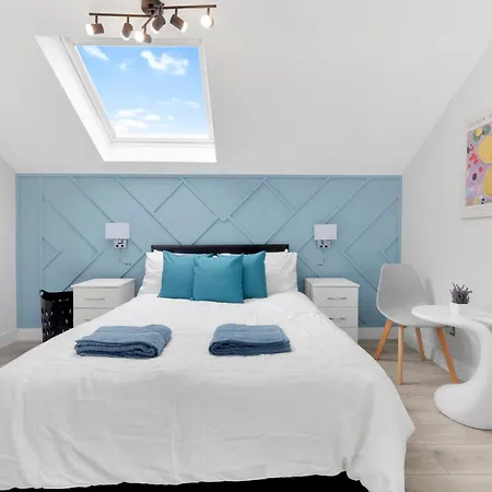 Waterside 4 Bed Apartment
