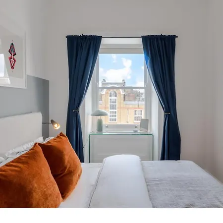 The Highlife Holborn Apartment London