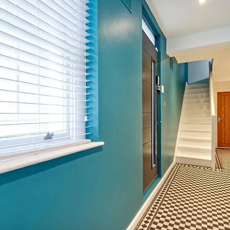 Beautiful Battersea Garden Flat By Underthedoormat Apartment *