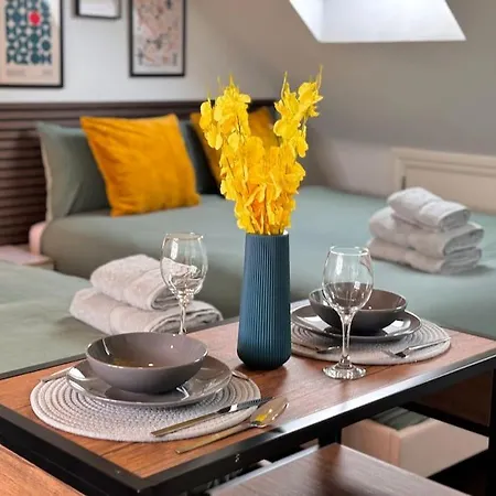 Apartment Superb Loft 30min To London