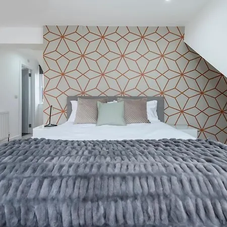 Apartment Modern 3 Bed Flat In Finchley