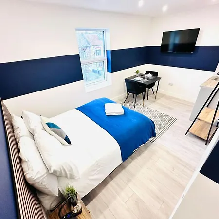 58 Blue House Center Studio, Spot Guest house London