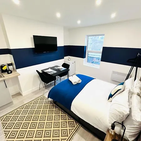 58 Blue House Center Studio, Spot Guest house London