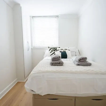 Luxury 3brs House In The Heart Of Victoria Villa *