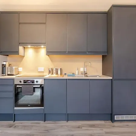 Kensington Central With Garden Apartment *