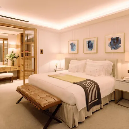 Corinthia 5*