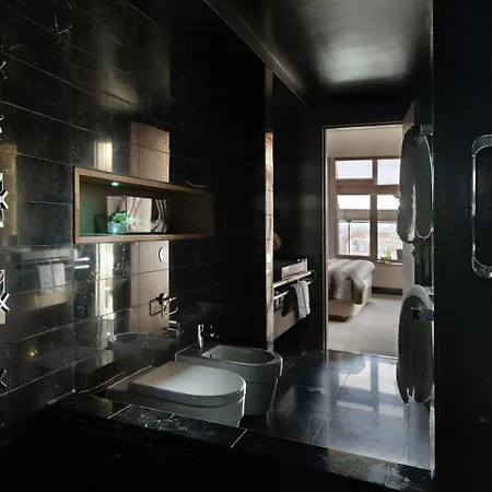 The Hari 5* London