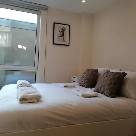 Canary Wharf Serviced Apartments Apartment *