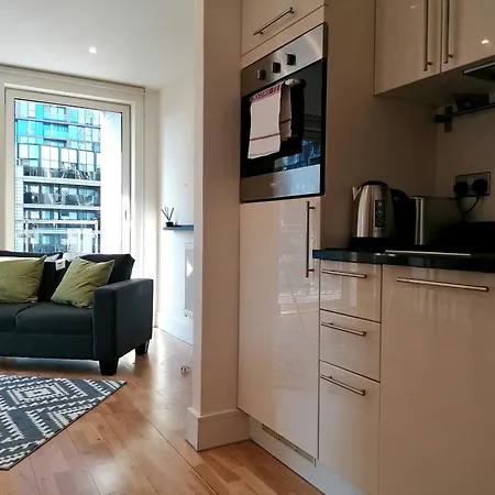 Canary Wharf Serviced Apartments * London