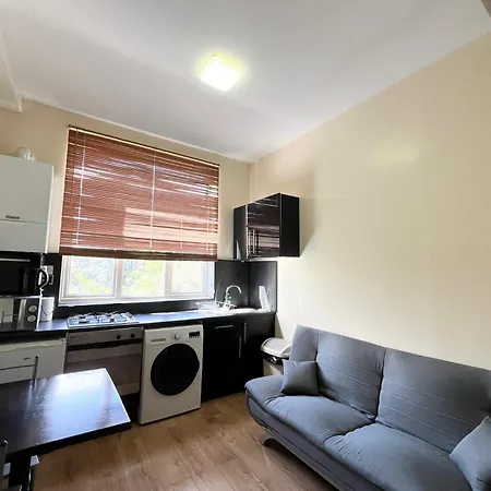 Comfy - Finchley Road London