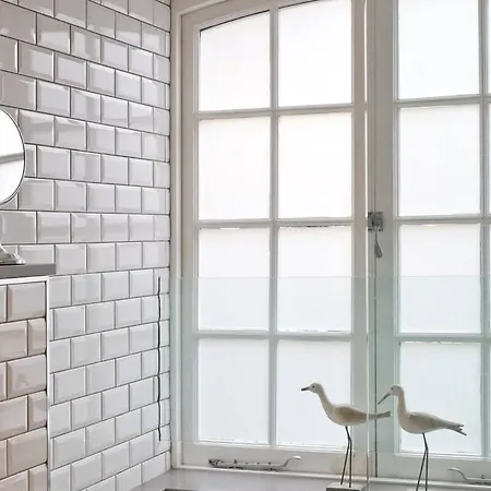 Apartment *newly Renovated 2-bed In Heart Of Notting Hill* *