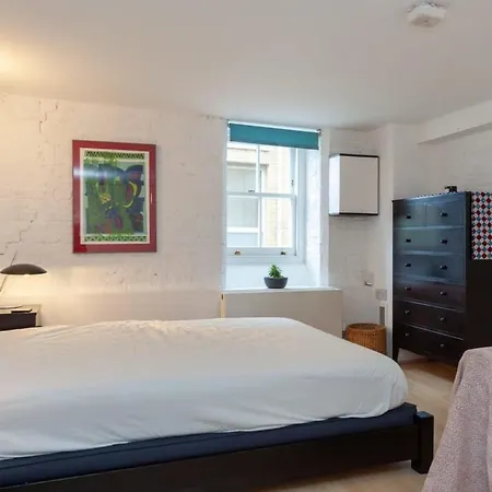 Charming 1 Bedroom In Old School House
