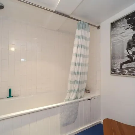 Charming 1 Bedroom In Old School House Apartment *