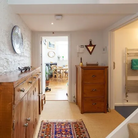 Apartment Charming 1 Bedroom In Old School House London