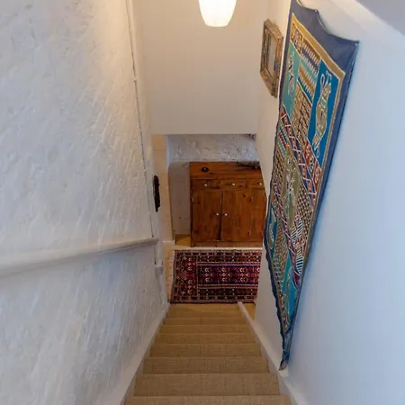Apartment Charming 1 Bedroom In Old School House