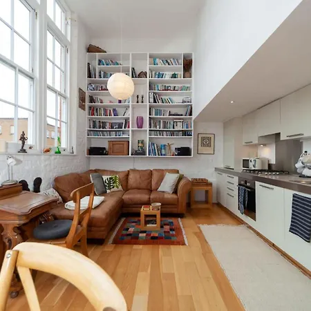 Charming 1 Bedroom In Old School House *
