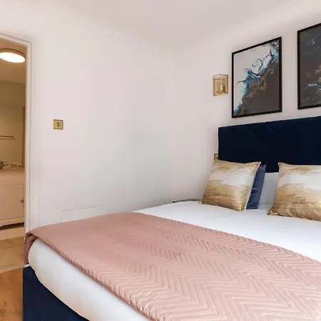 Apartment Spacious 1 Bed Mayfair With Balcony