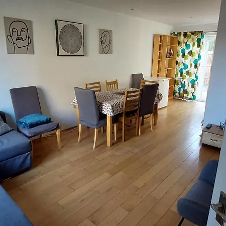Holiday home 3 Bedroom House Wimbledon London